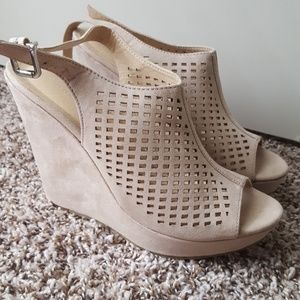 Beige wedge shoes